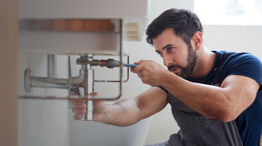 Expert burst pipe repair services in Energy, TX